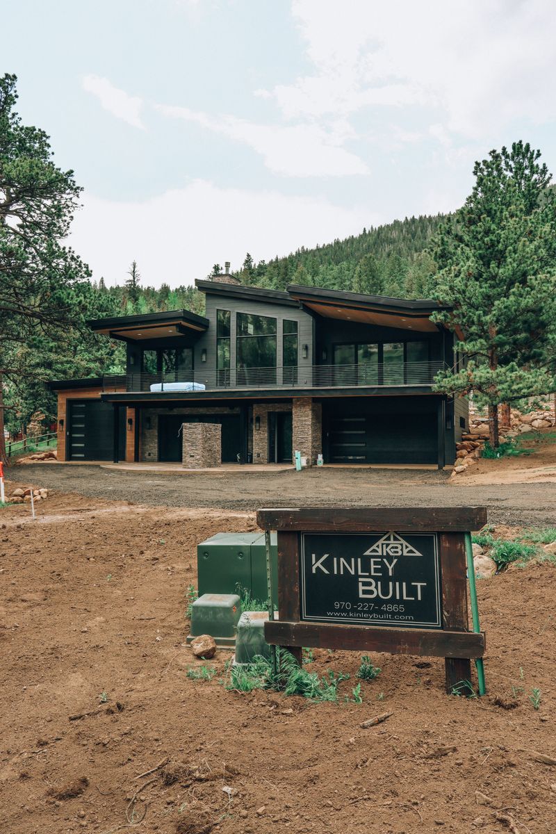 Toll Canyon - Tall Pines Construction, image size:800x1200