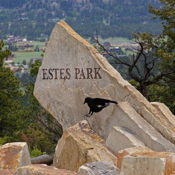 Estes Park town sign