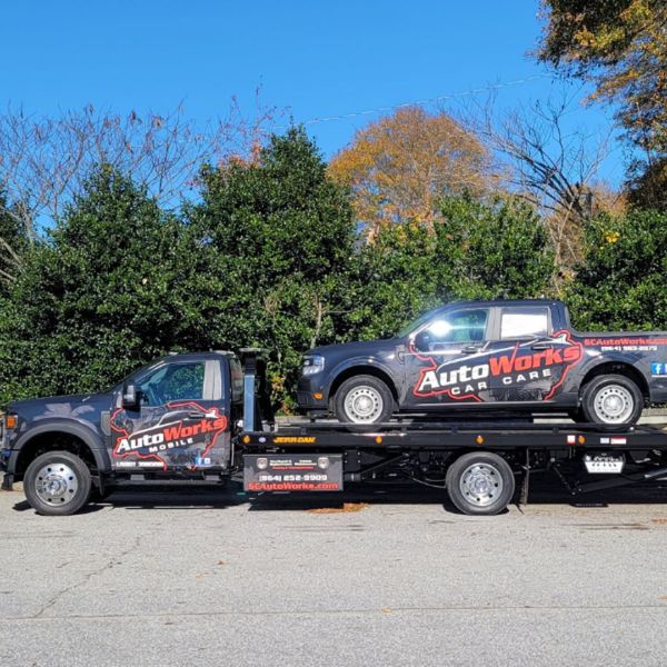 How AutoWorks Mobile Can Help with Roadside Assistance and Towing  1.jpg