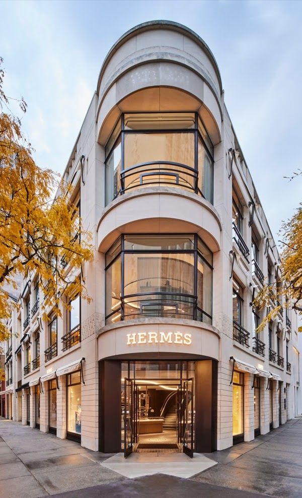 Hermes Chicago Exterior 2.jpg