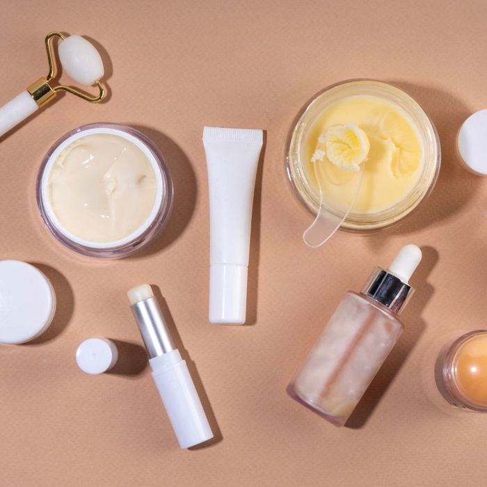 2 What is the Difference Between White Label and Private Label Skincare Manufacturing.jpg