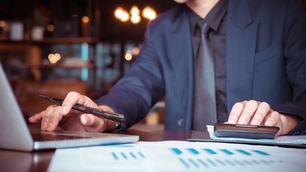 4 Common Bookkeeping Mistakes That Cost Small Businesses Thousands.jpg