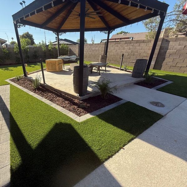 Beating the Heat_ The Best Shade Solutions for Phoenix Homeowners - 2.jpg