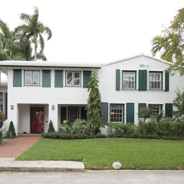 front of a Miami rental property
