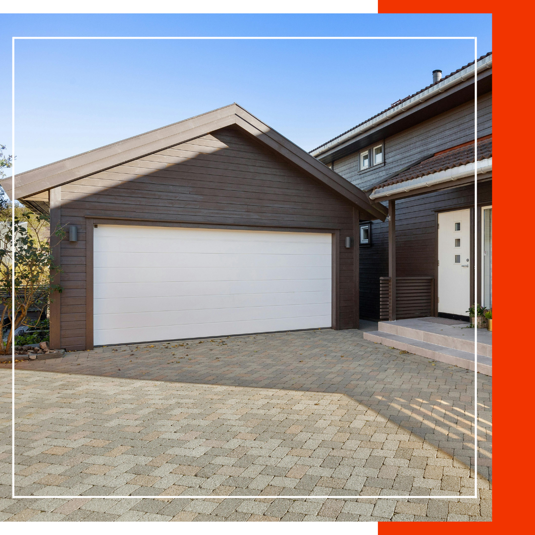 detached garage.