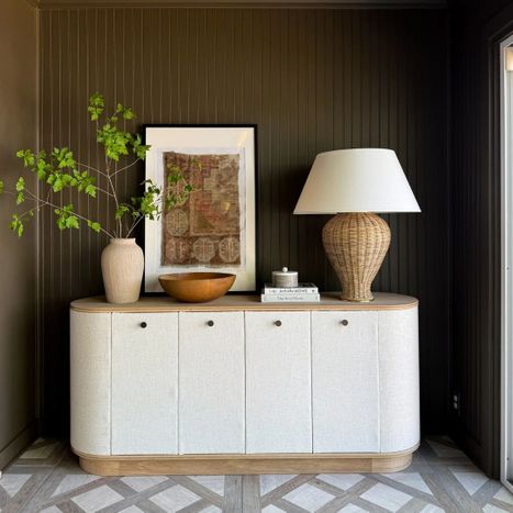 4 Unique Ways to Use Table Lamps.jpg