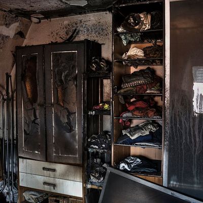 a house with fire damage fire icon img 3.jpg