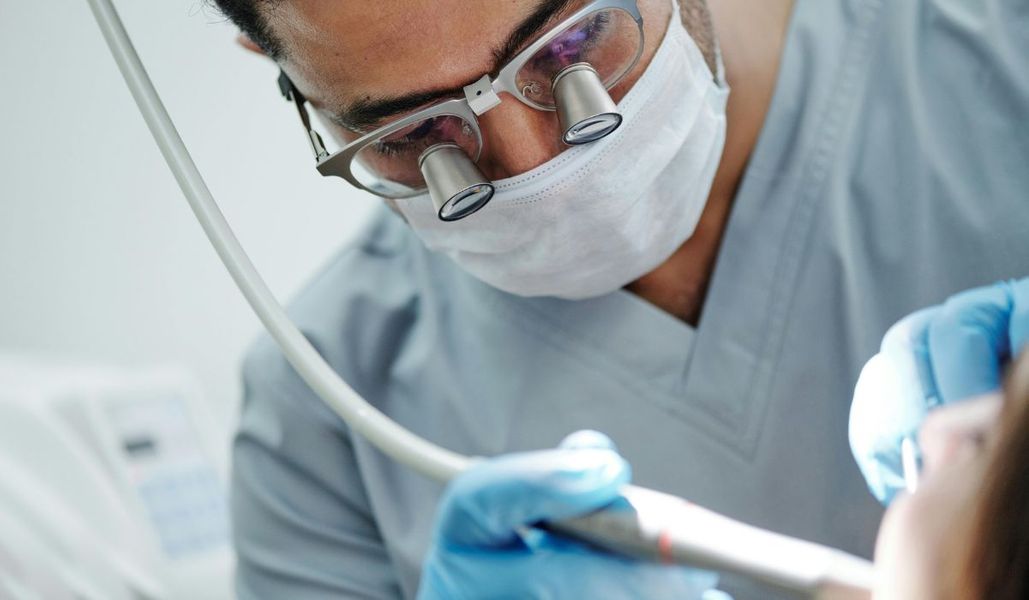 dentist-in-Burbank-CA-1.jpg