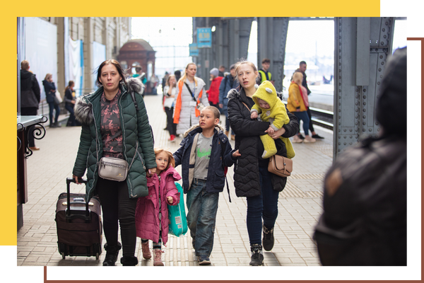 image of refugees