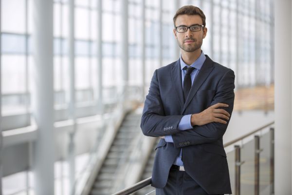 business man How We Help4.jpg
