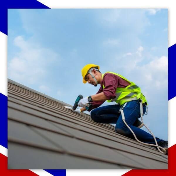 roof contractor conducting repairs