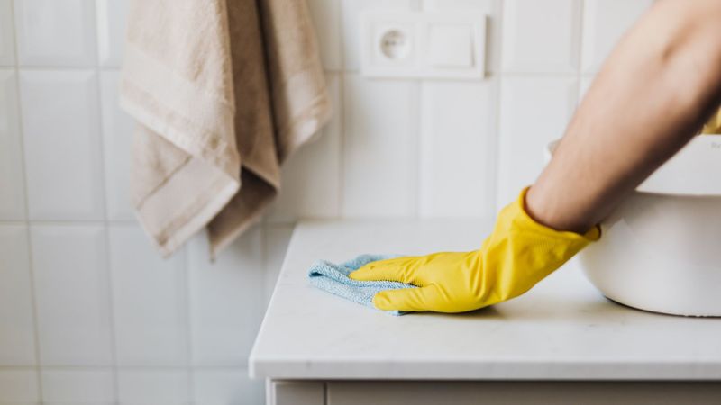 Four Reasons to Choose Hometown Cleaning%E2%80%99s Services in Athens - Featured Image.jpg