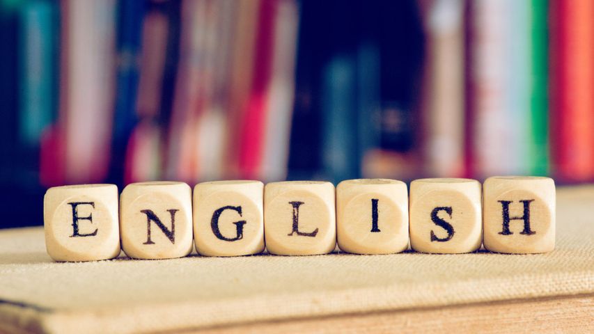 English spelled out in block letters. C1068 - Common Grammar Mistakes New English Speakers Make Hero Image.jpg