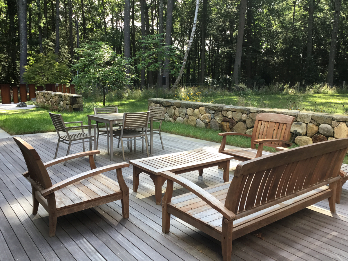 patio. Meadow.JPG