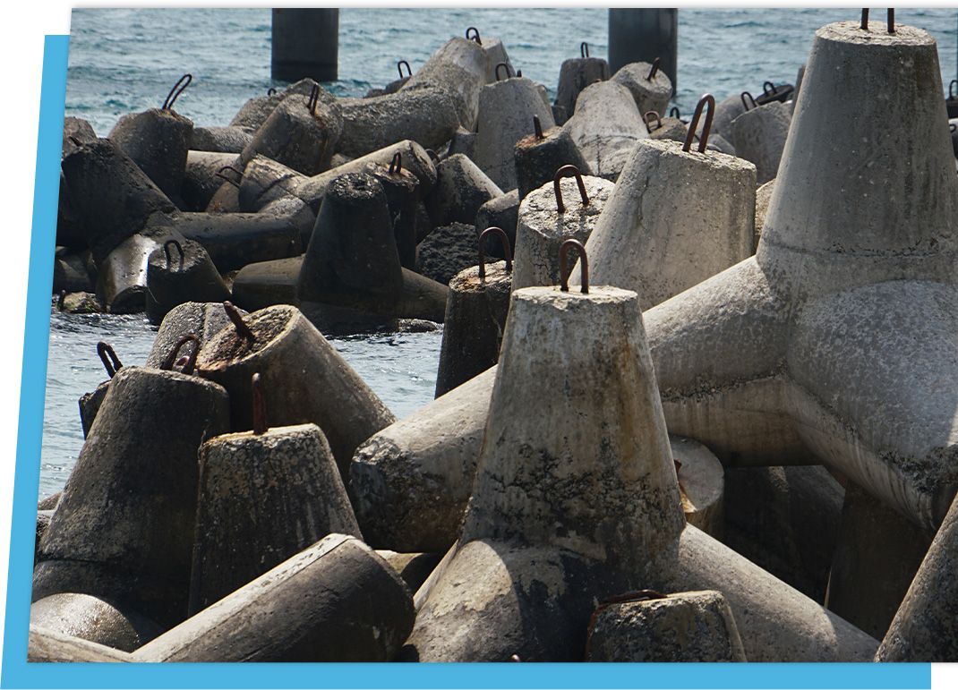 concrete sea wall structures