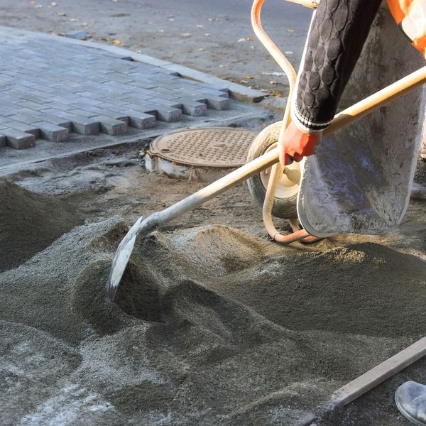 The Benefits of Hiring Local Concrete Contractors in San Fernando Valley - Image 2.jpg