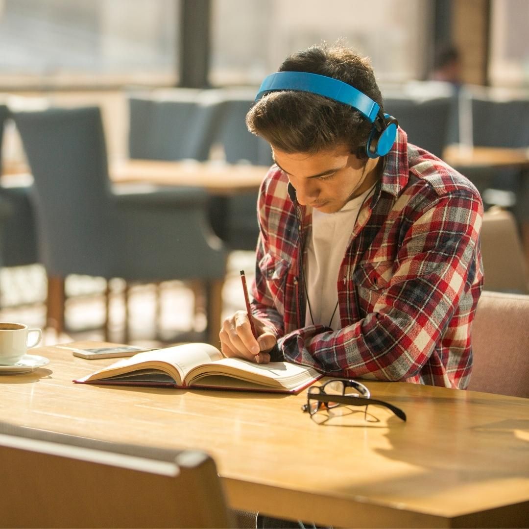 Basketball recruit studying 