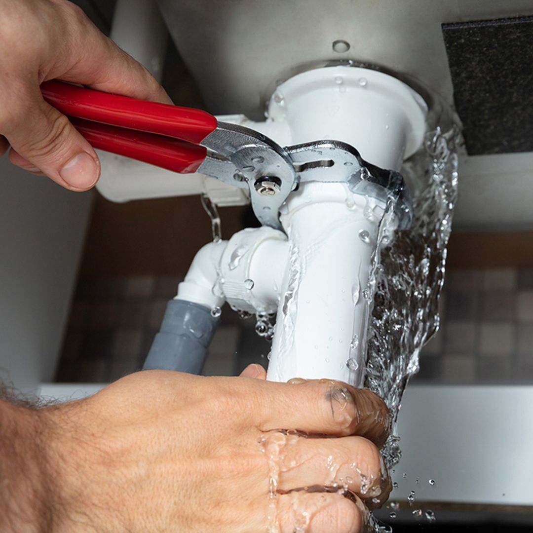 Emergency plumbing leak