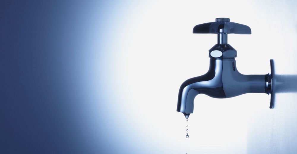 faucet dripping