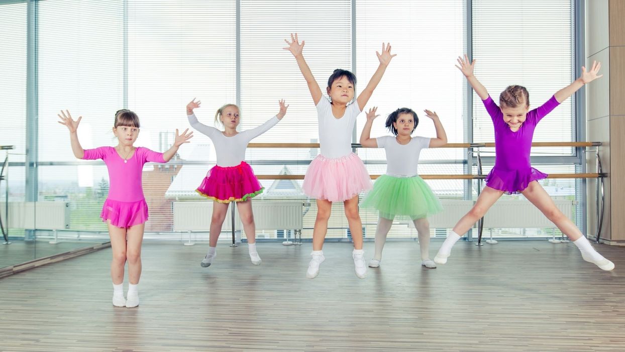 HERO - 4 Ways Creative Movement Helps Your Toddler Grow.jpg