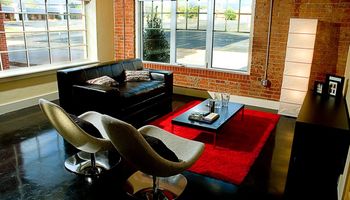 4-1217-N-Francis-Living-Room-5ef4dbfc989a2-1381x790.jpg