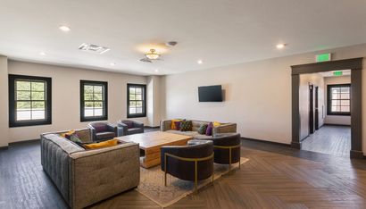 19-LChi-Interior-Digital-14-5ee244007ac1b-1381x788.jpg