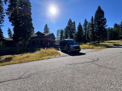 Big sky limo and car seivce.jpg