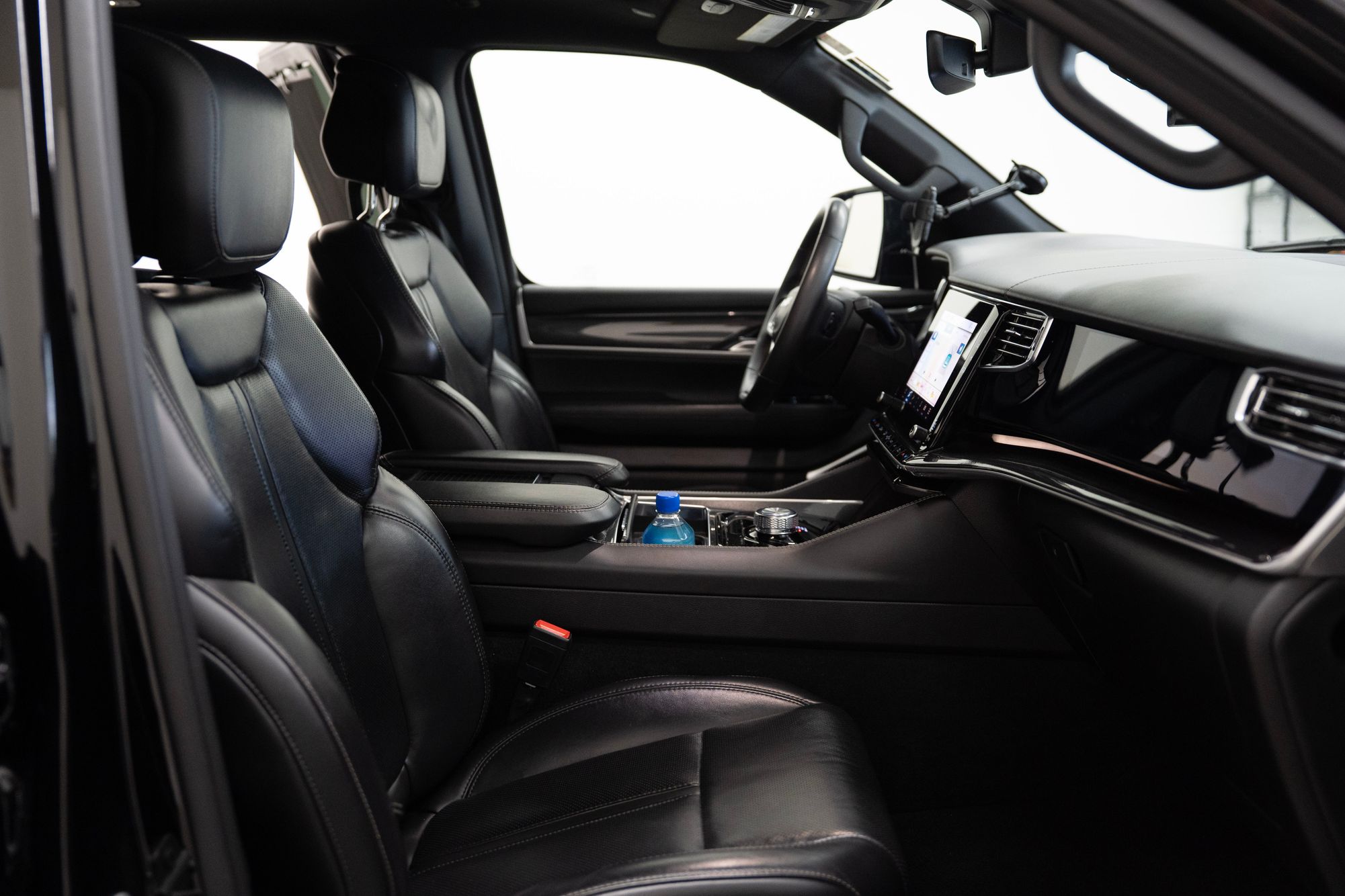 Luxery Limo Bozeman.jpg