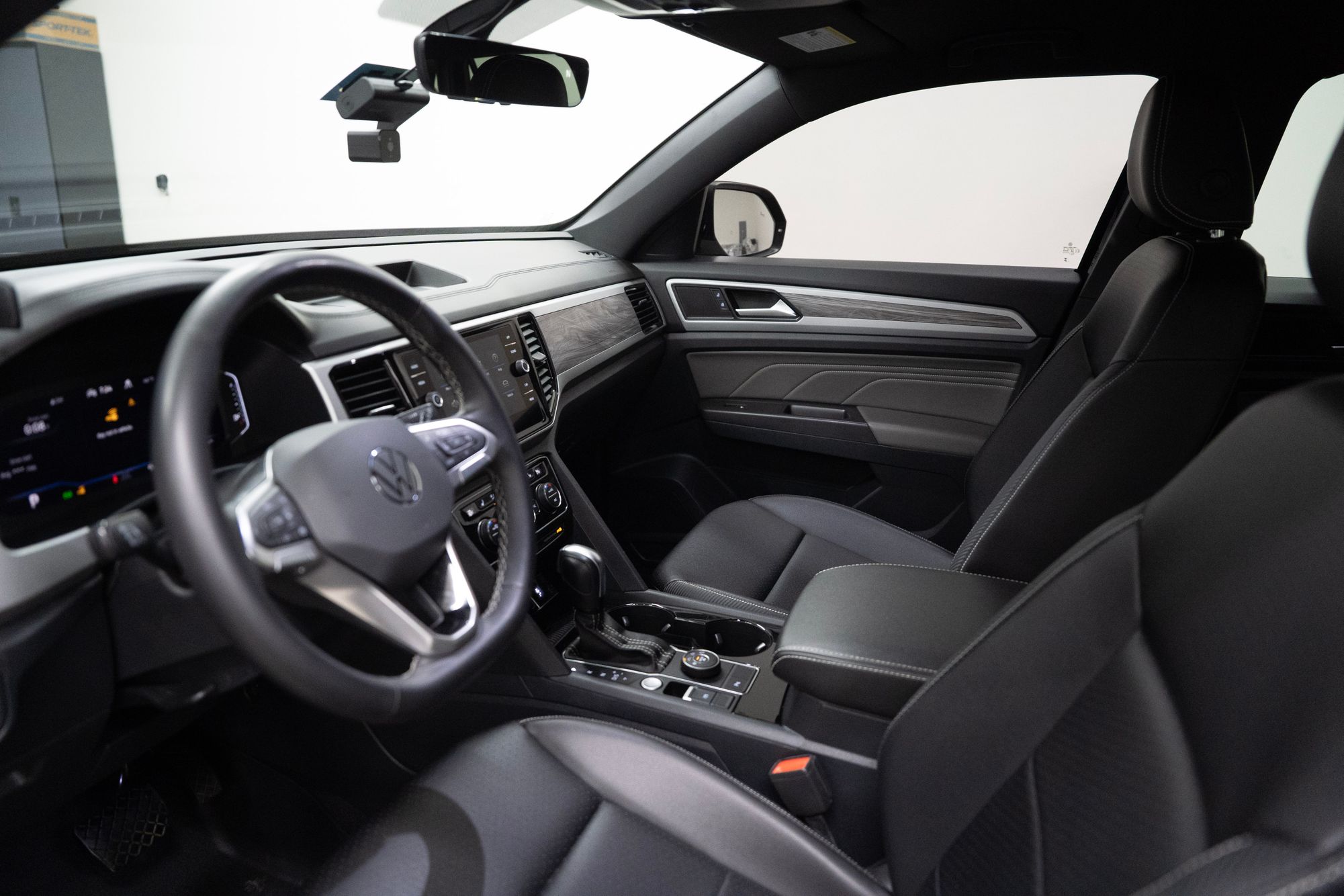 Black Car serivce.jpg