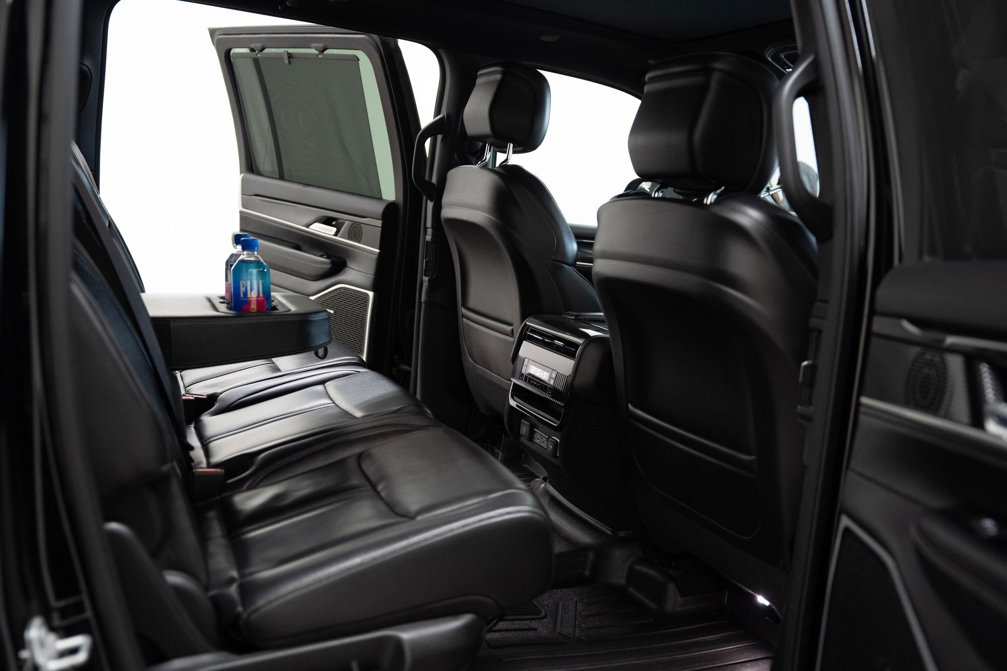 Luxery SUV in Big sky.jpg