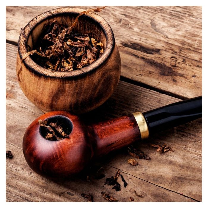 Why So Many People Love Smoking Pipes 2.jpg