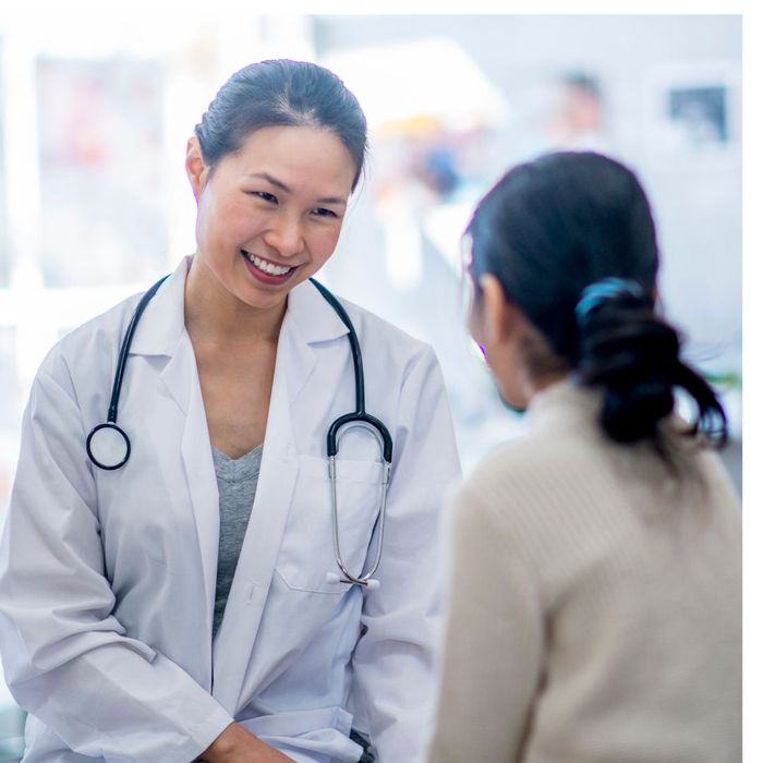 Doctor speaking with a patient 