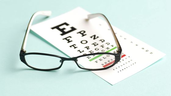 4 Signs It's Time For An Eye Exam - header.jpg