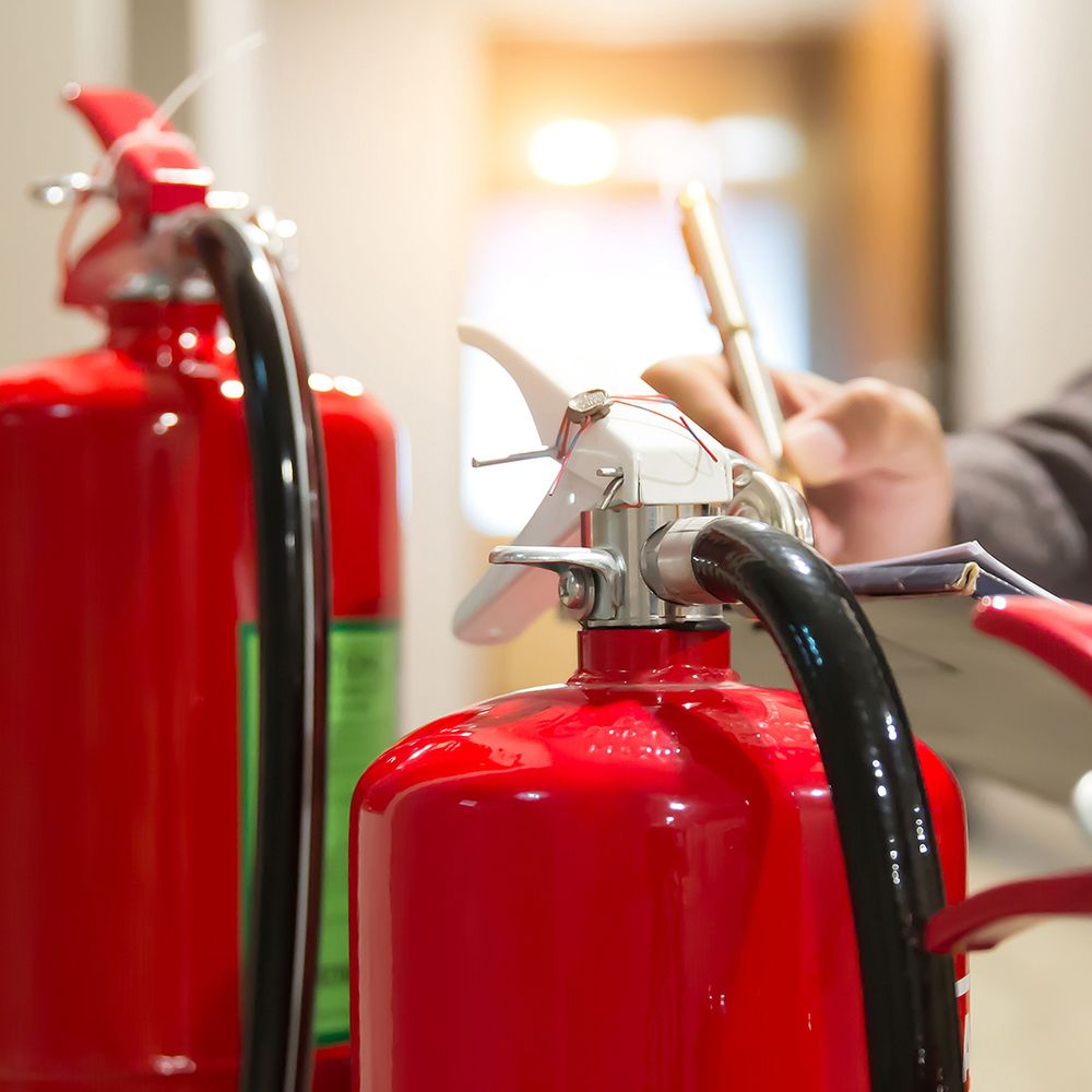 O’SO Safety Consulting manages your fire protection needs through expert inspection, testing, and maintenance of fire extinguishers. We ensure your equipment is always ready for an emergency, helping you mitigate risks and satisfy strict OSHA fire safety standards. Fire Extinguisher Services