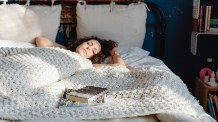 The Connection Between Insomnia and Anxiety - Hero.jpg