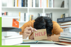 Signs and Symptoms of Anxiety in College Students 1.png