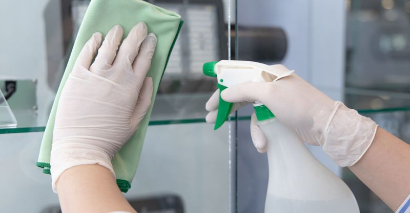 cleaning glass