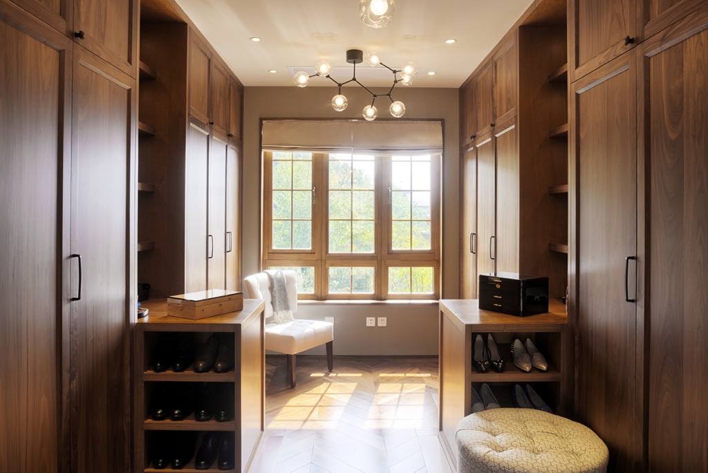 Custom-Walk-In-Closets-in-Houston-1-1024x684.png