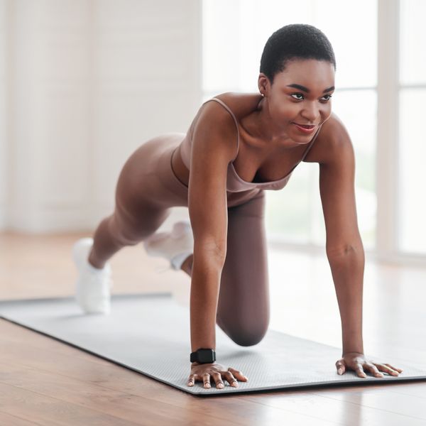 Woman doing core exercises