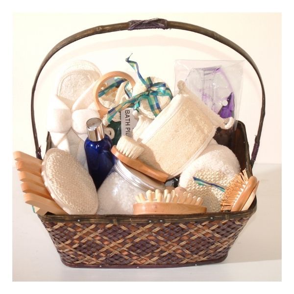 spa-themed gift basket