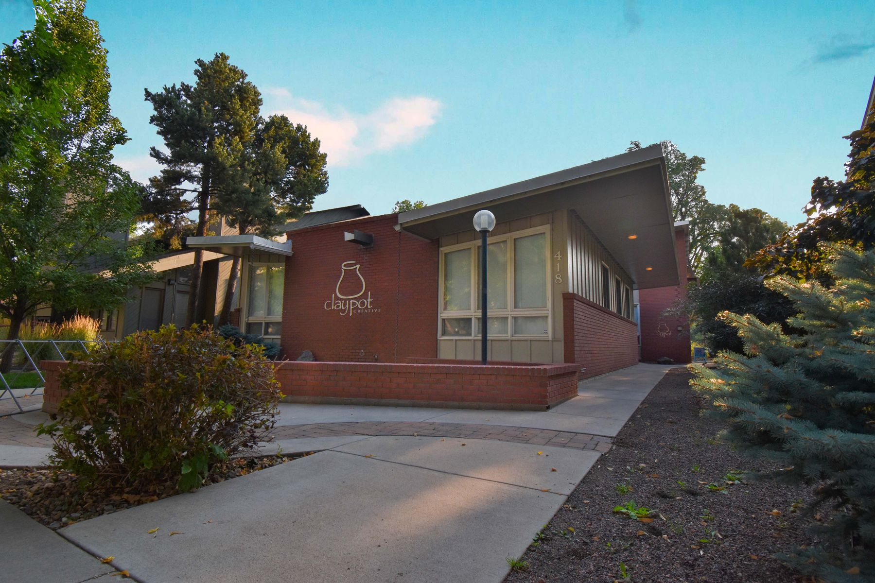 5,000 SF Office 418 S Howes