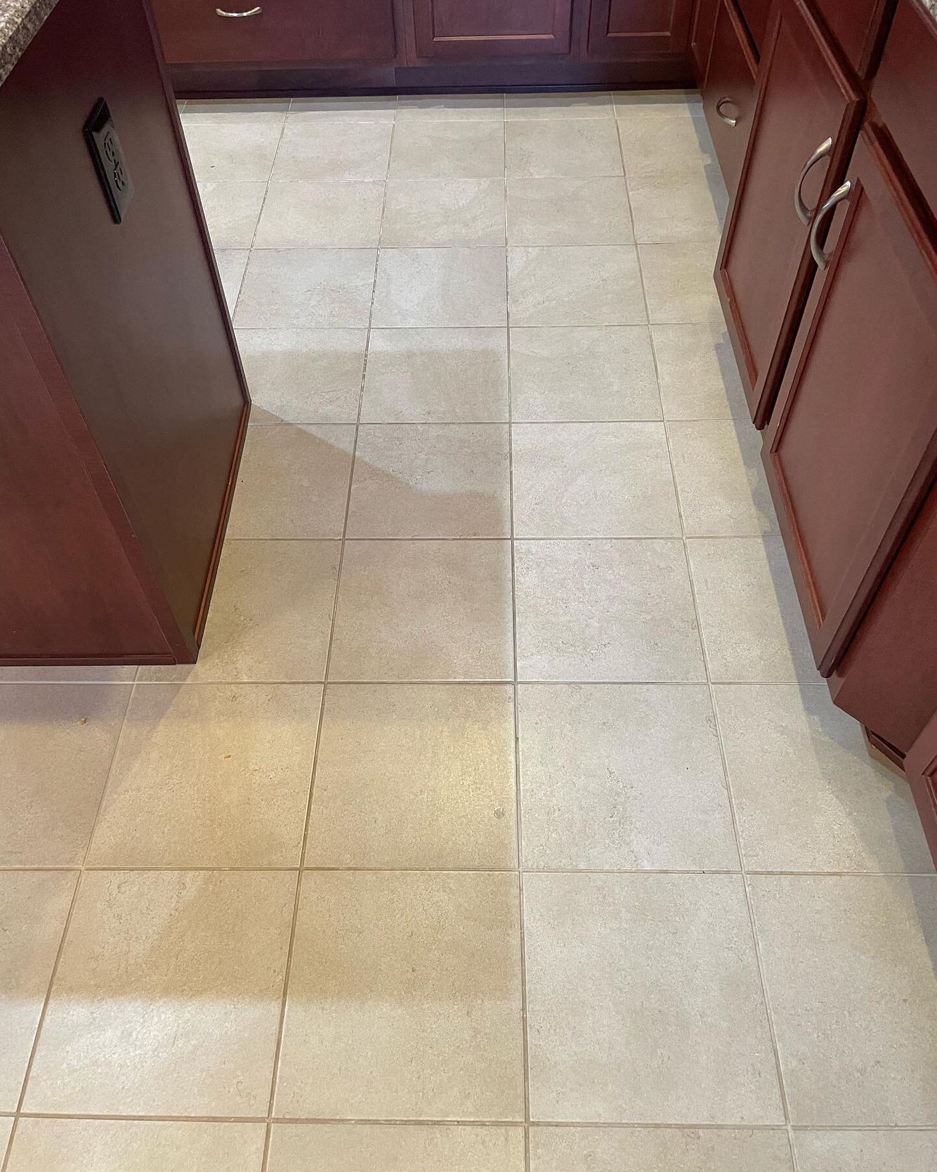 Clean cream colored tile floor