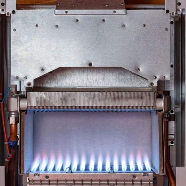 gas furnace flames 