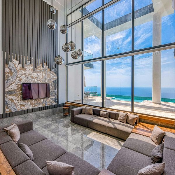 Custom Homes 1.jpg