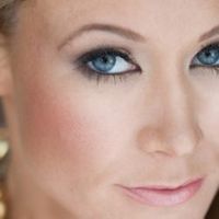 88_88kristin-400x284-170103-586bd8194d822-250x250.jpg