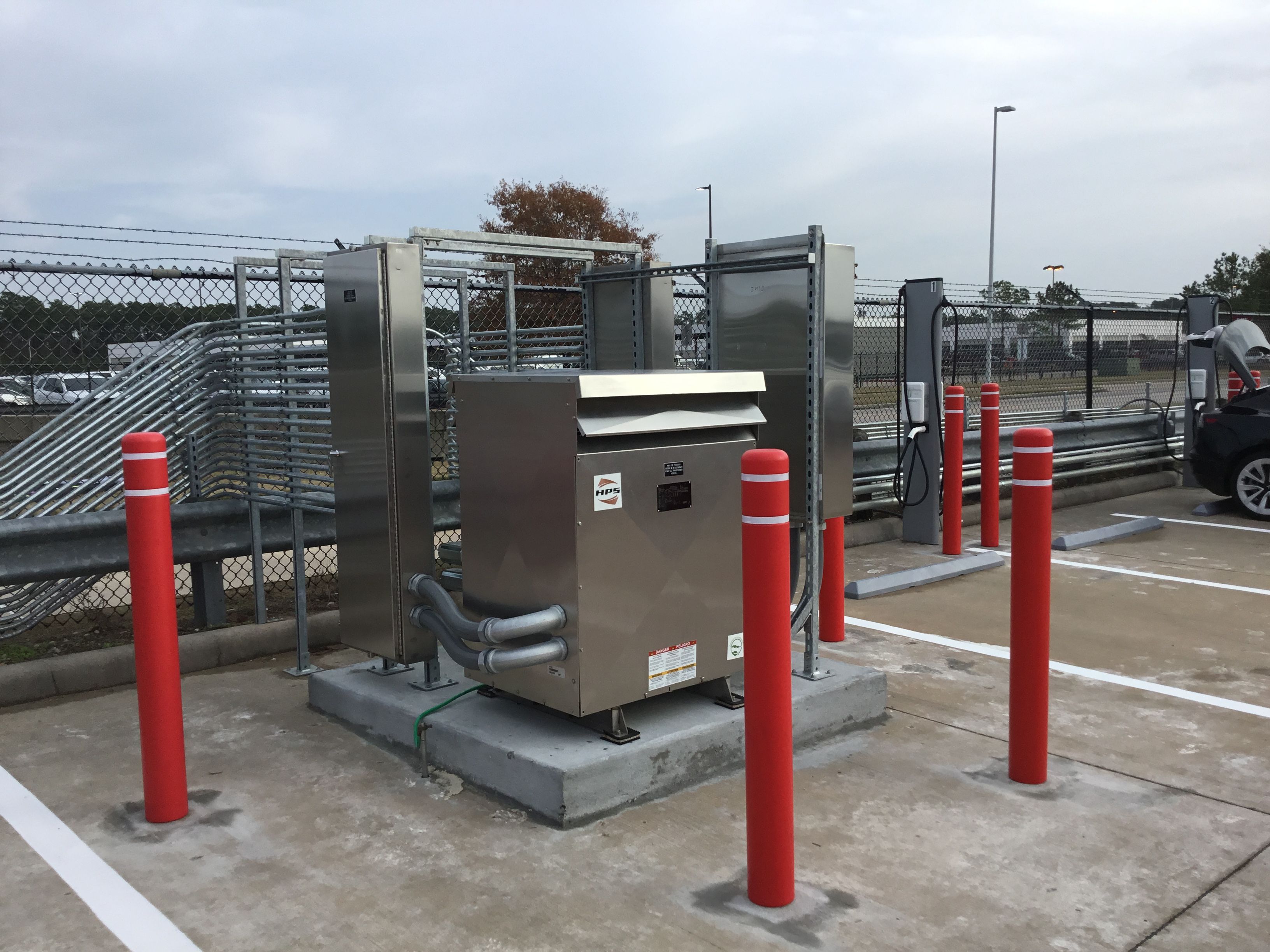 AVIS EV CHARGER (6).JPG