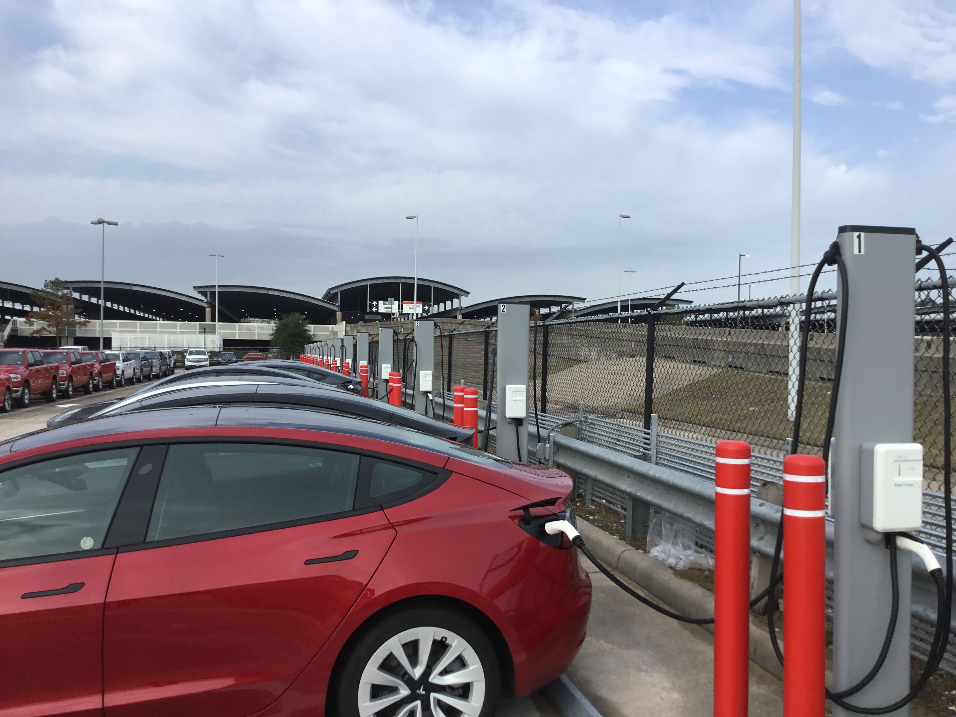 AVIS EV CHARGER (7).JPG