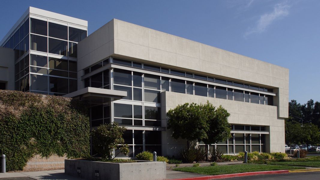 Integrating Smart HVAC Systems in Educational Institutions.jpg