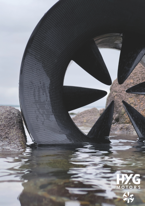 Hy.Gmotors-motor in the sea w rock.png