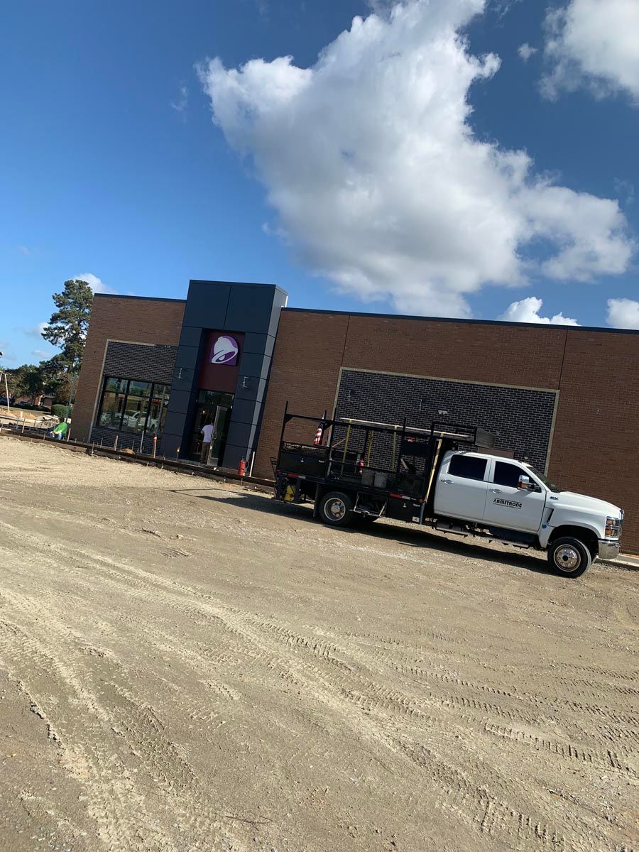 New Con, Restaurant_.jpg